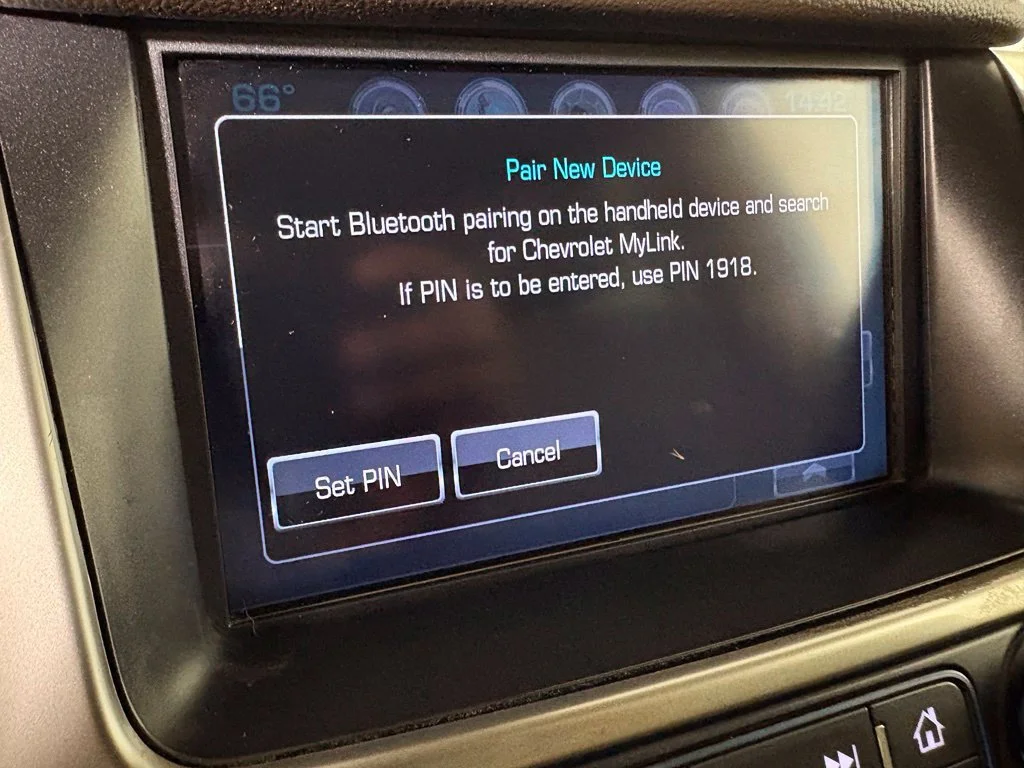 Used 2018 PEPPERDUST METALLIC Chevrolet Premier image 38