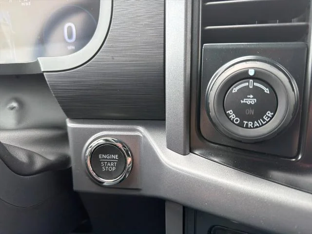 New 2026 Carbonized Gray Metallic Ford XLT image 43