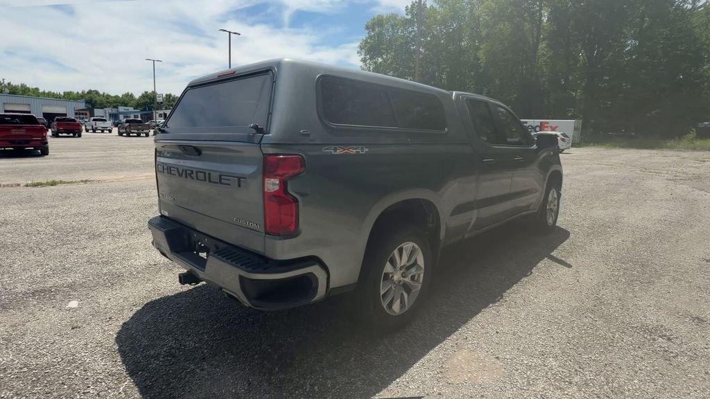 Used 2020 Gray Chevrolet Custom image 8