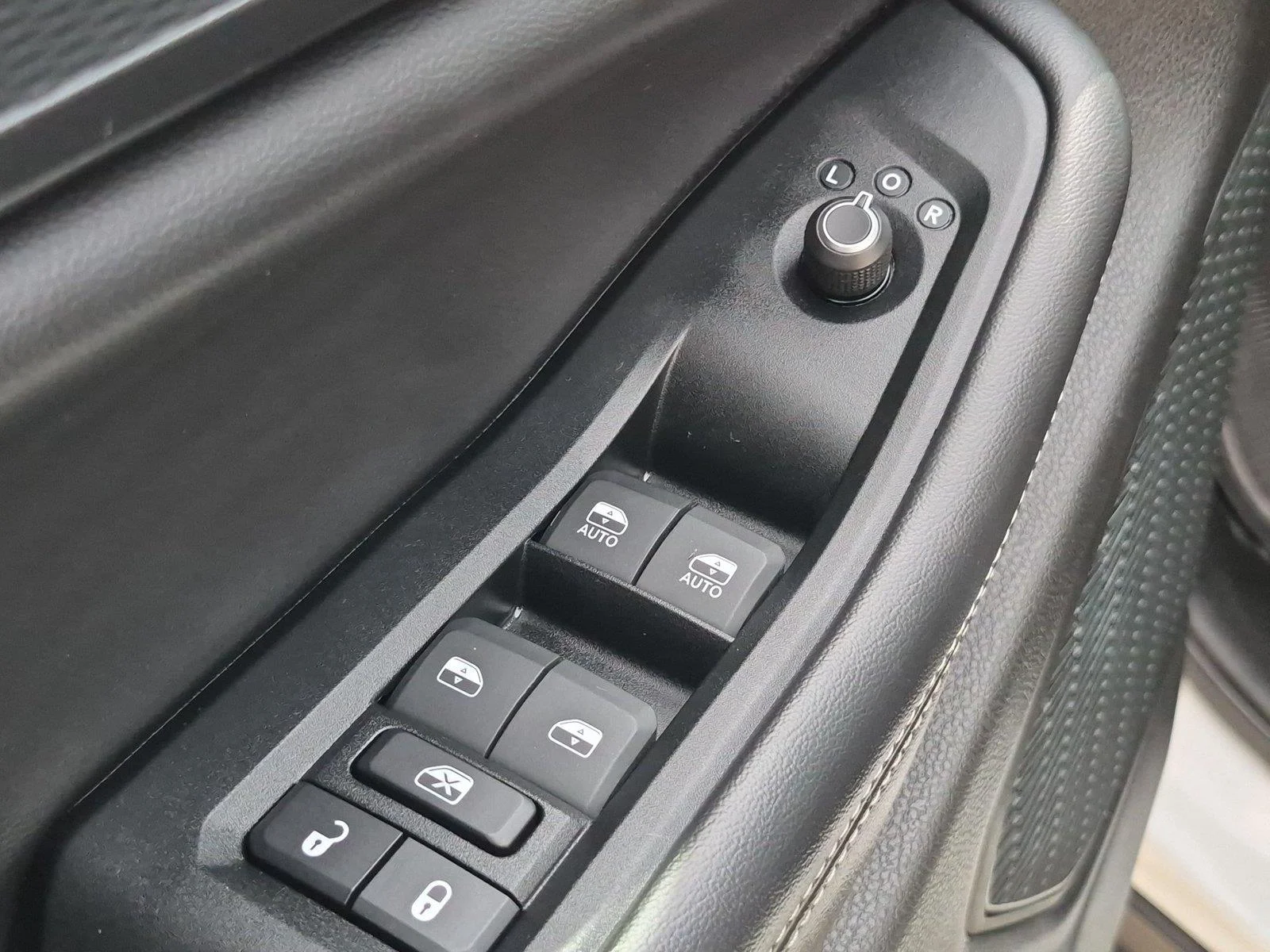Used 2024 Bright White Clearcoat Jeep Laredo image 24