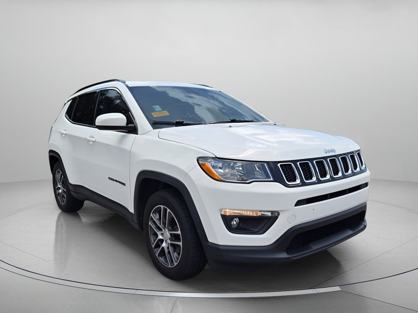 2018 Jeep Compass Sun & Wheel's photo