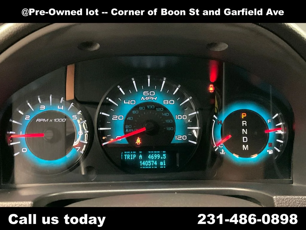 Used 2010  Ford SEL image 21