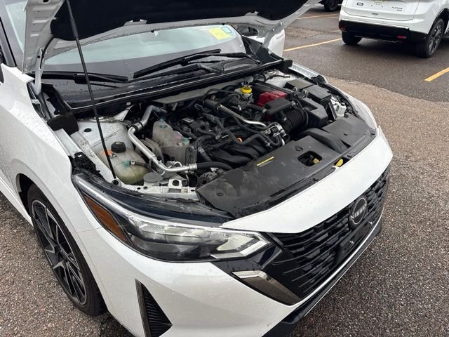 Used 2024 White Nissan SR image 18