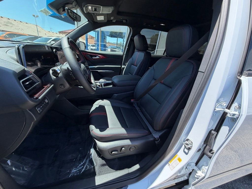 New 2026 Polar White Tricoat Chevrolet RS image 10