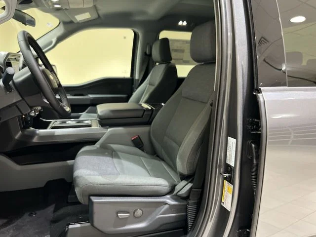 New 2025 Gray Ford XLT image 16