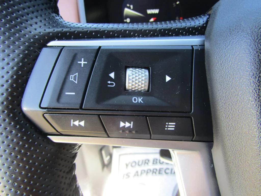 2025 Mitsubishi Outlander SEL - Photo 30