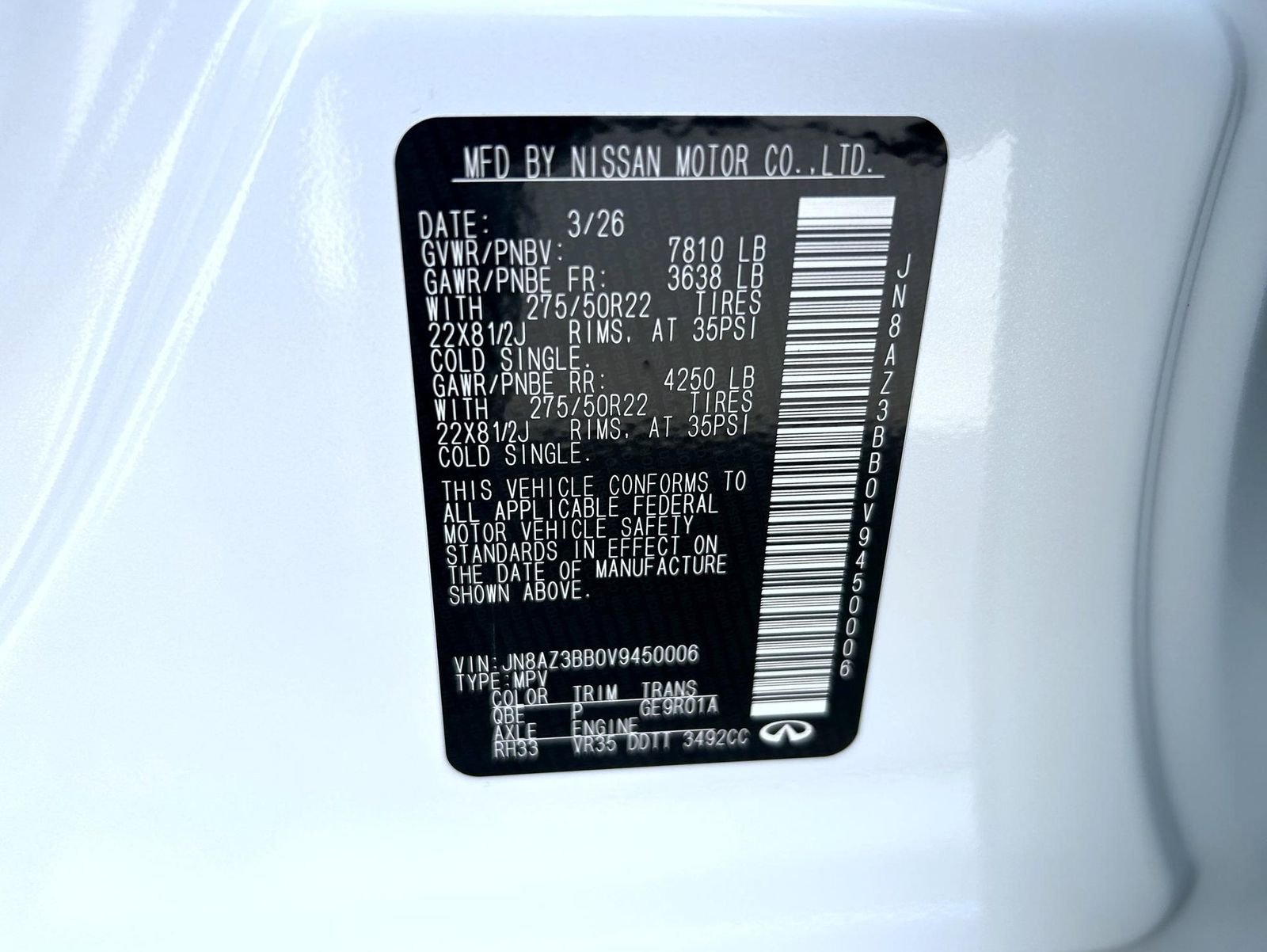 New 2027 RADIANT WHITE INFINITI Luxe 4WD image 27