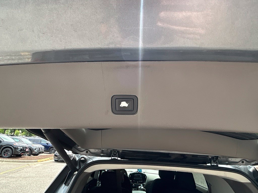 Used 2019 Gray Chevrolet 3LT image 14