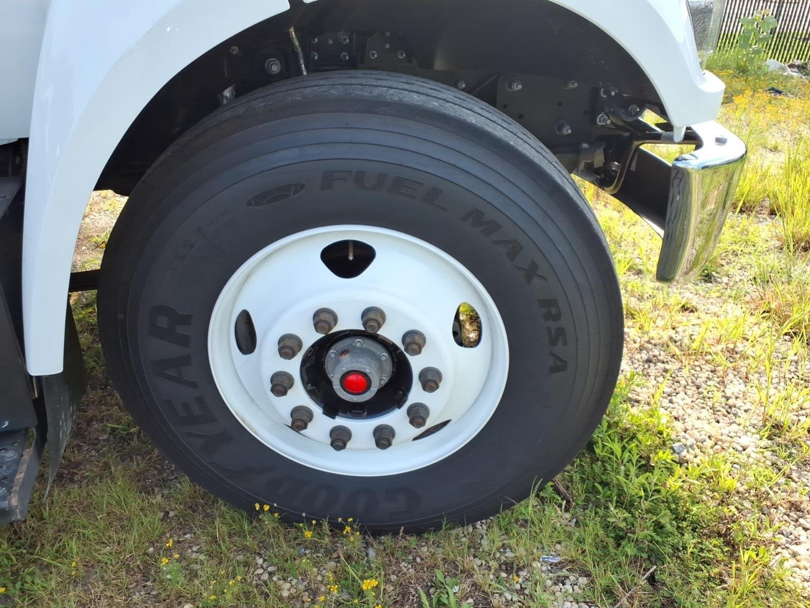 Used 2024 WHITE FORD MEDIUM TRUCK  image 8