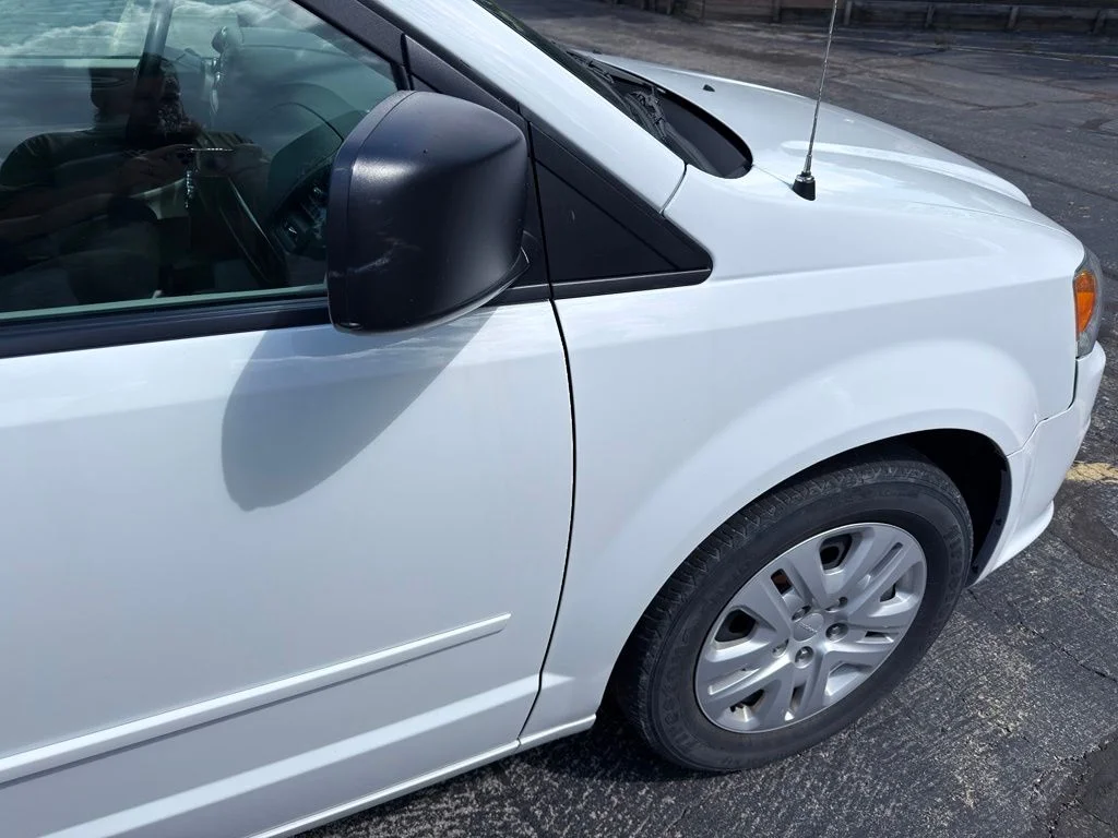 Used 2013 White Dodge SE image 6