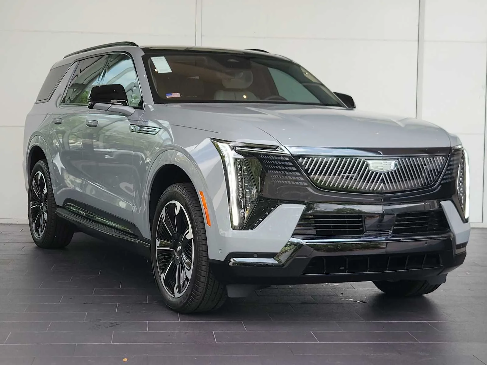 New 2026 Luna Metallic Cadillac Sport image 2