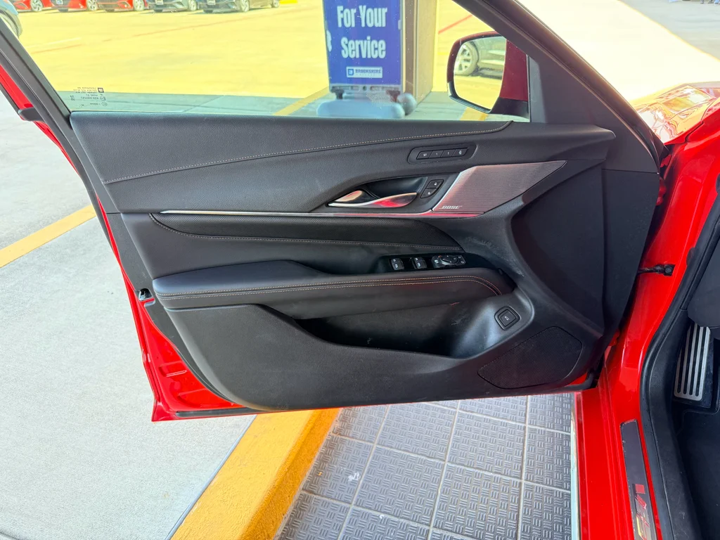 Used 2021 Velocity Red Cadillac V-Series image 10
