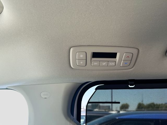 2025 Kia Carnival SX - Photo 26