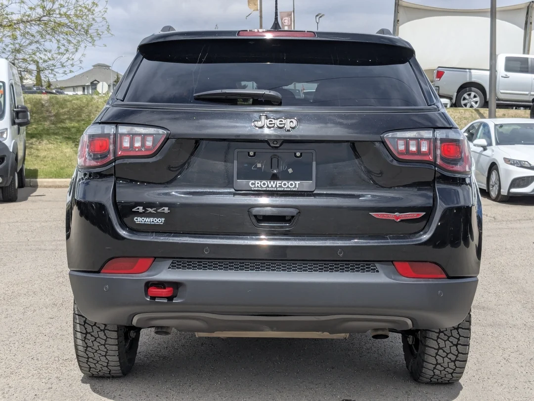 Certified Used 2024 Black Jeep Trailhawk - - 4x4 - Sun & Sound Group - Dual Pane Sunroof - Leather - NAV & More! image 7