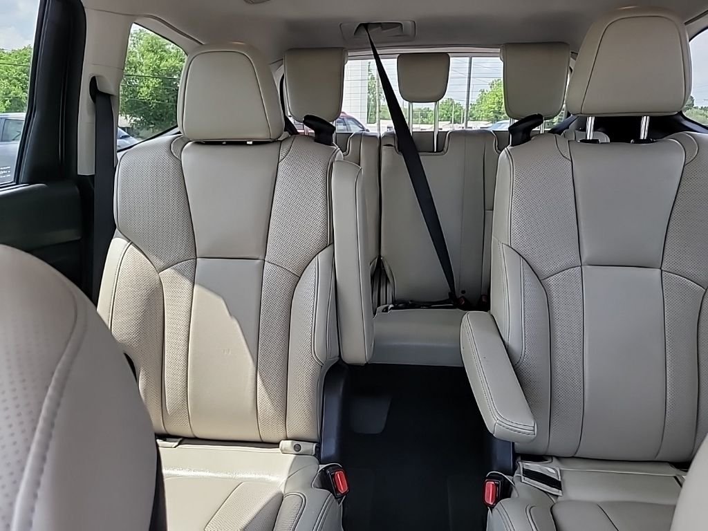 Used 2022 Black Subaru Limited image 10