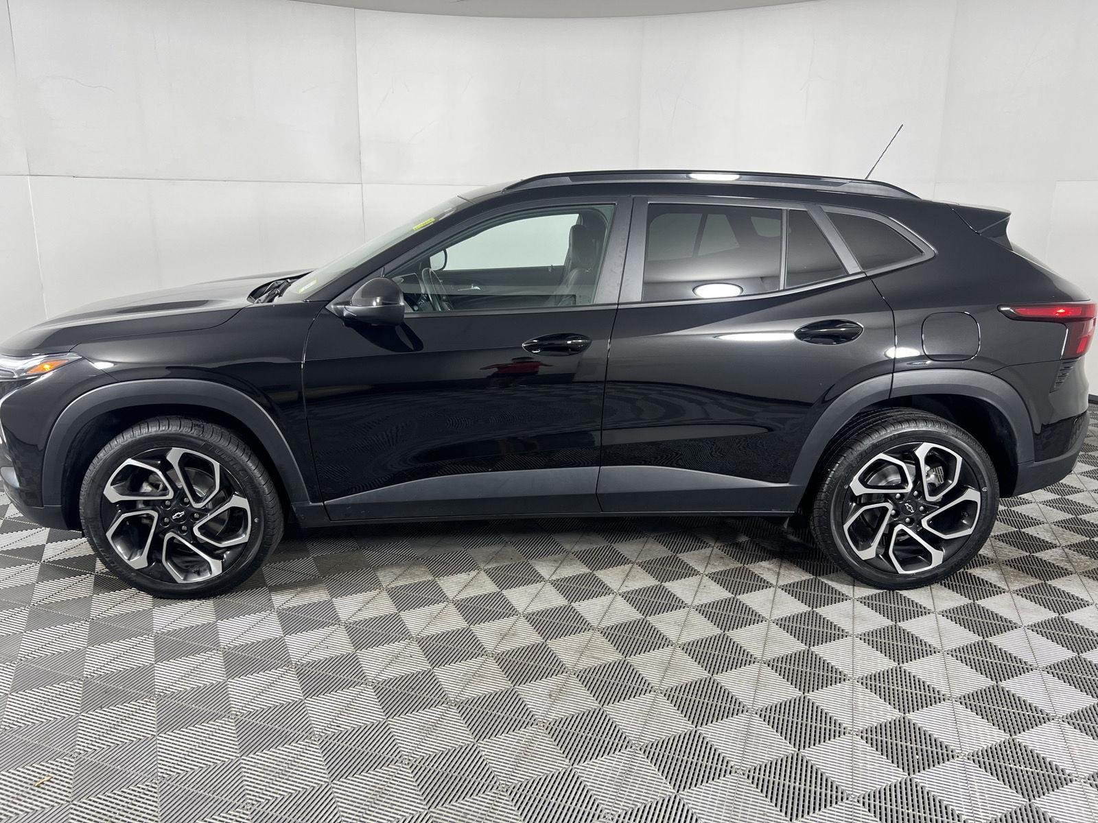 Used 2024 Mosaic Black Metallic Chevrolet 2RS image 22