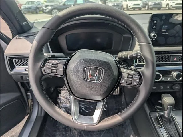 2025 Honda Civic Hatchback Sport Touring - Photo 8