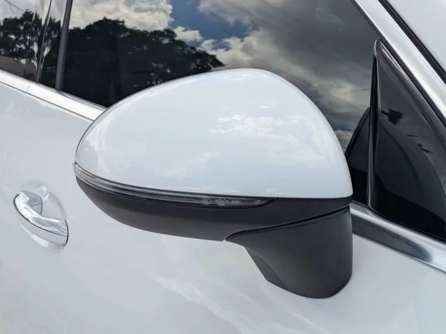 Used 2023 Polar White Mercedes-Benz GLC 300 image 3