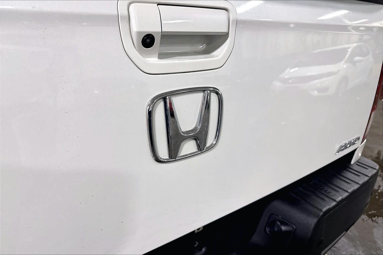 Used 2022 Platinum White Pearl Honda RTL-E image 31