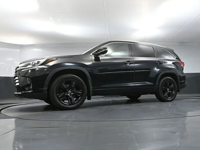 Used 2018 Black Toyota Limited image 16