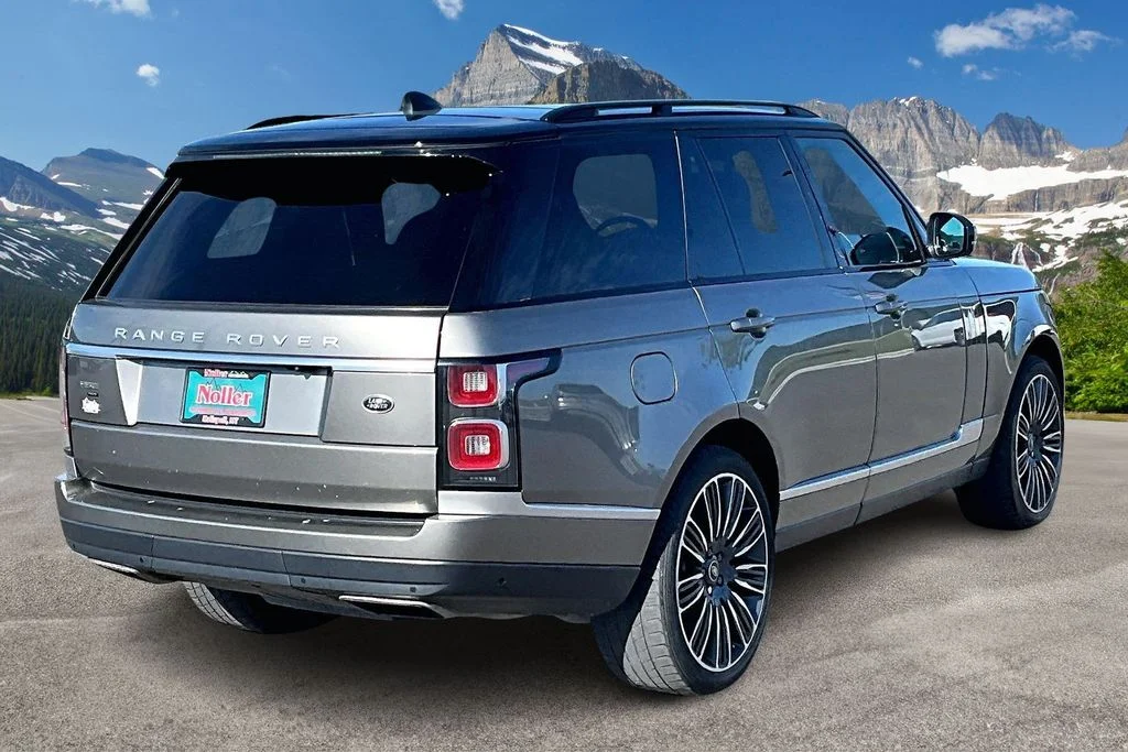 Used 2021 Silver Land Rover Westminster image 2