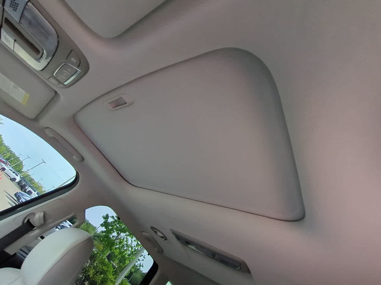 Used 2020 Dark Moss Kia EX image 20