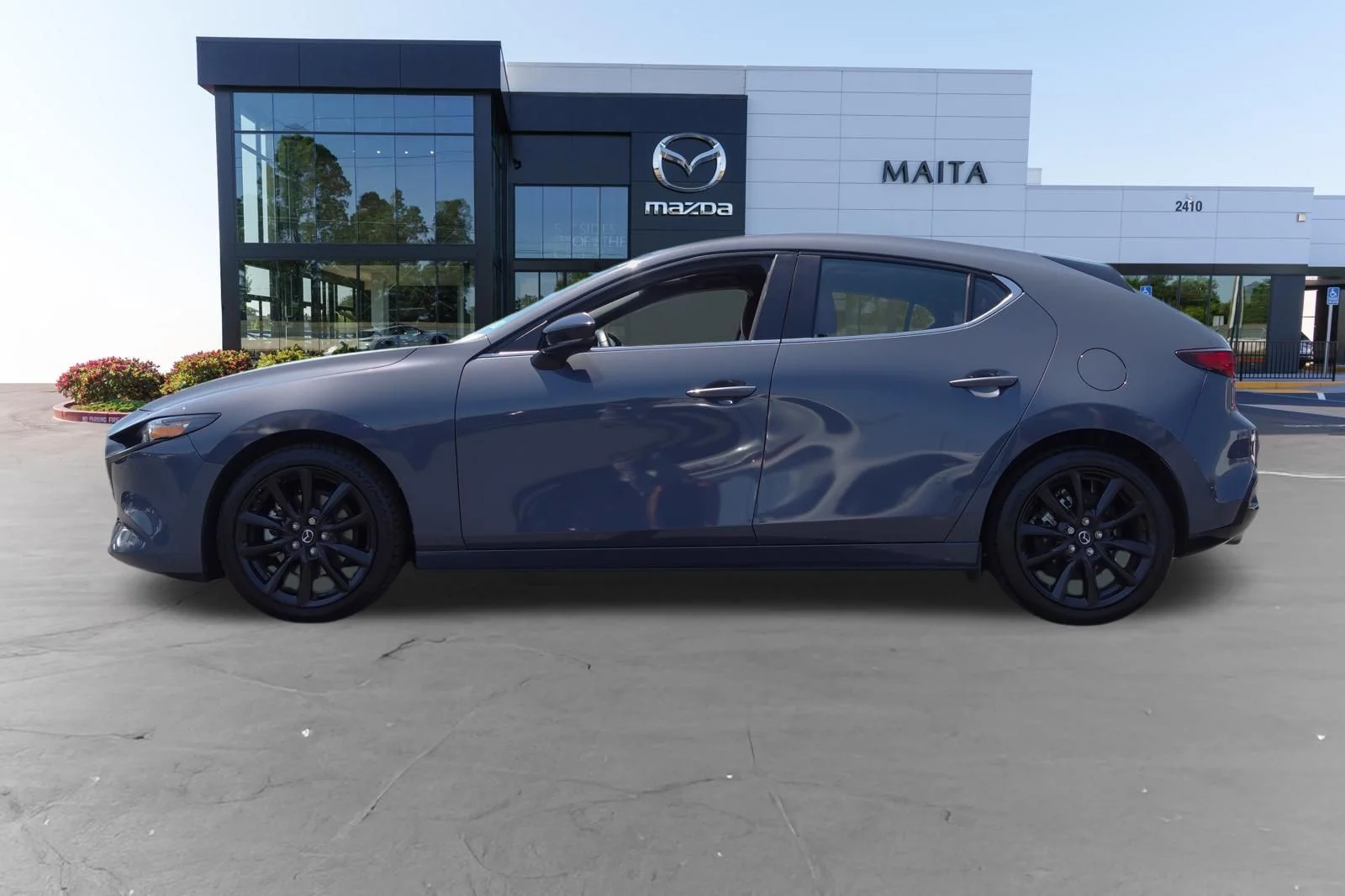 Certified Used 2024 Polymetal Gray Metallic Mazda 2.5 S Carbon Edition image 8