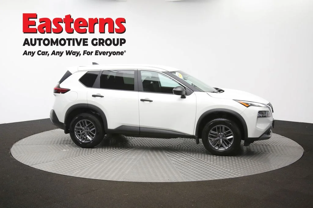 Used 2023 White Nissan S image 48