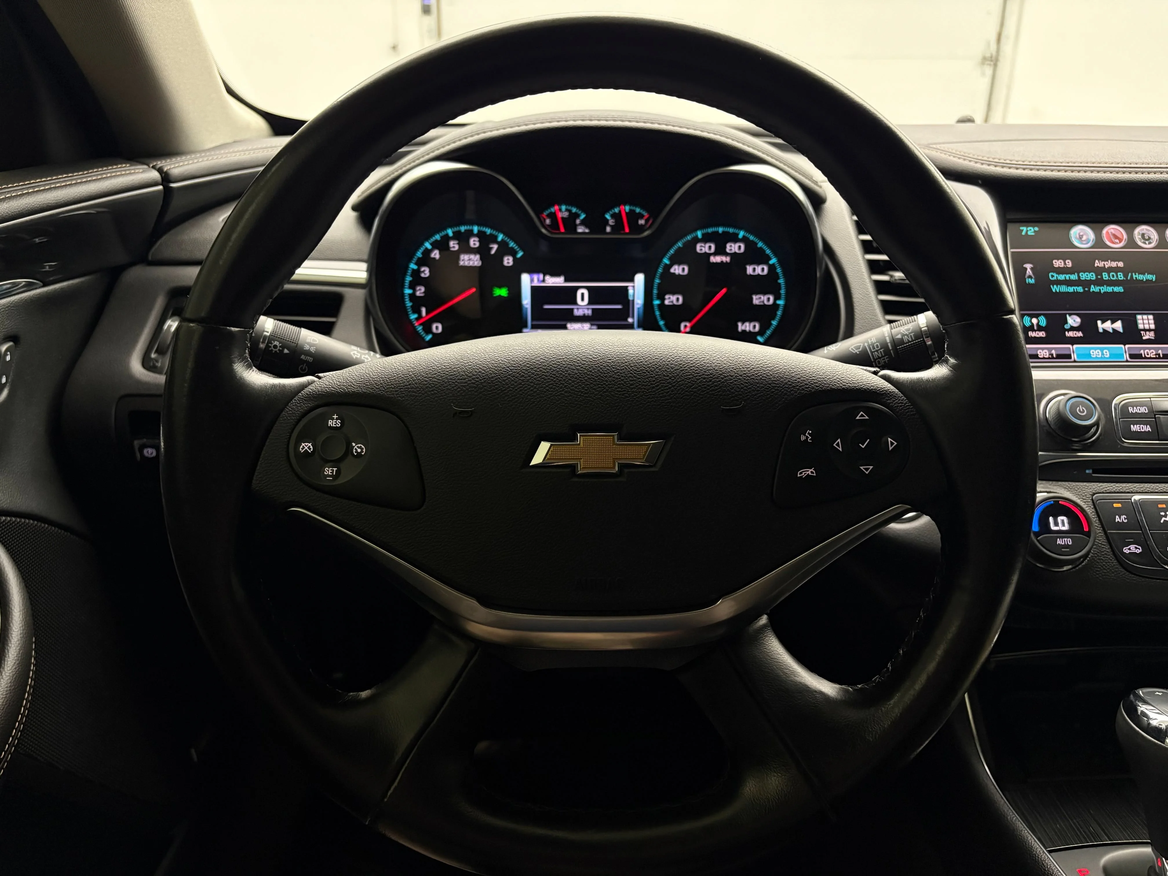 Used 2018 BLACK Chevrolet Premier image 20