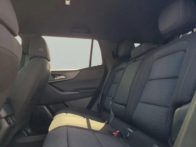 New 2027 Summit White Chevrolet LT image 12