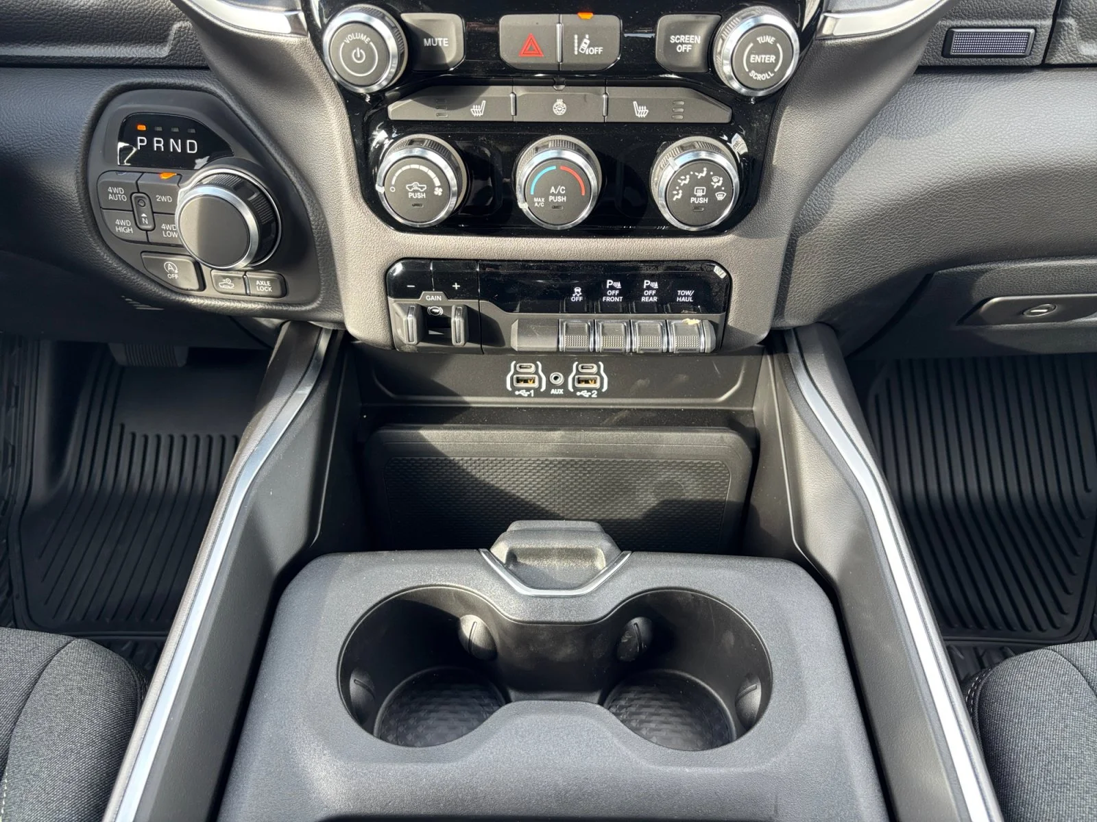 New 2027 Granite Crystal Metallic Ram Big Horn image 15