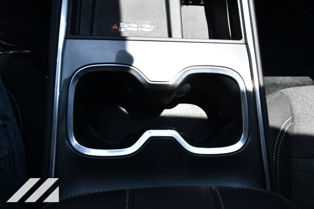 2025 GMC Acadia Elevation - Photo 19