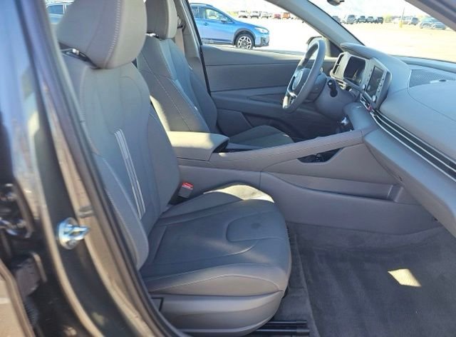 Certified Used 2025 Gray Hyundai Blue image 14