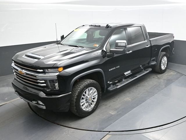 Used 2023 Black Chevrolet High Country image 13