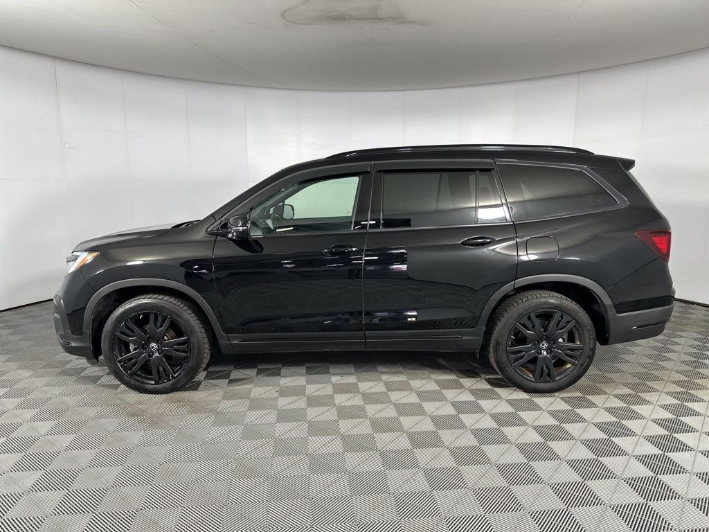 Used 2022 Black Honda Black Edition image 6