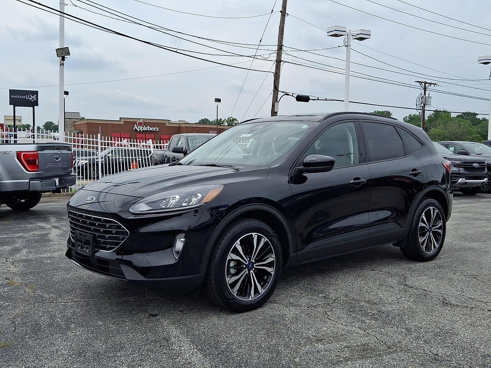 Certified Used 2022 Agate Black Ford SEL image 3