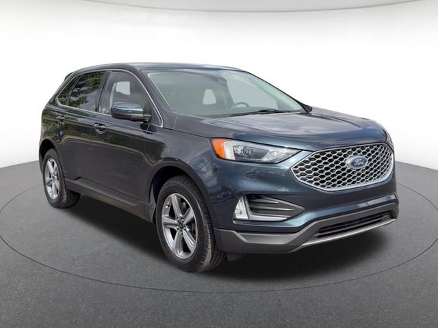 Used 2023 Blue Ford SEL image 8