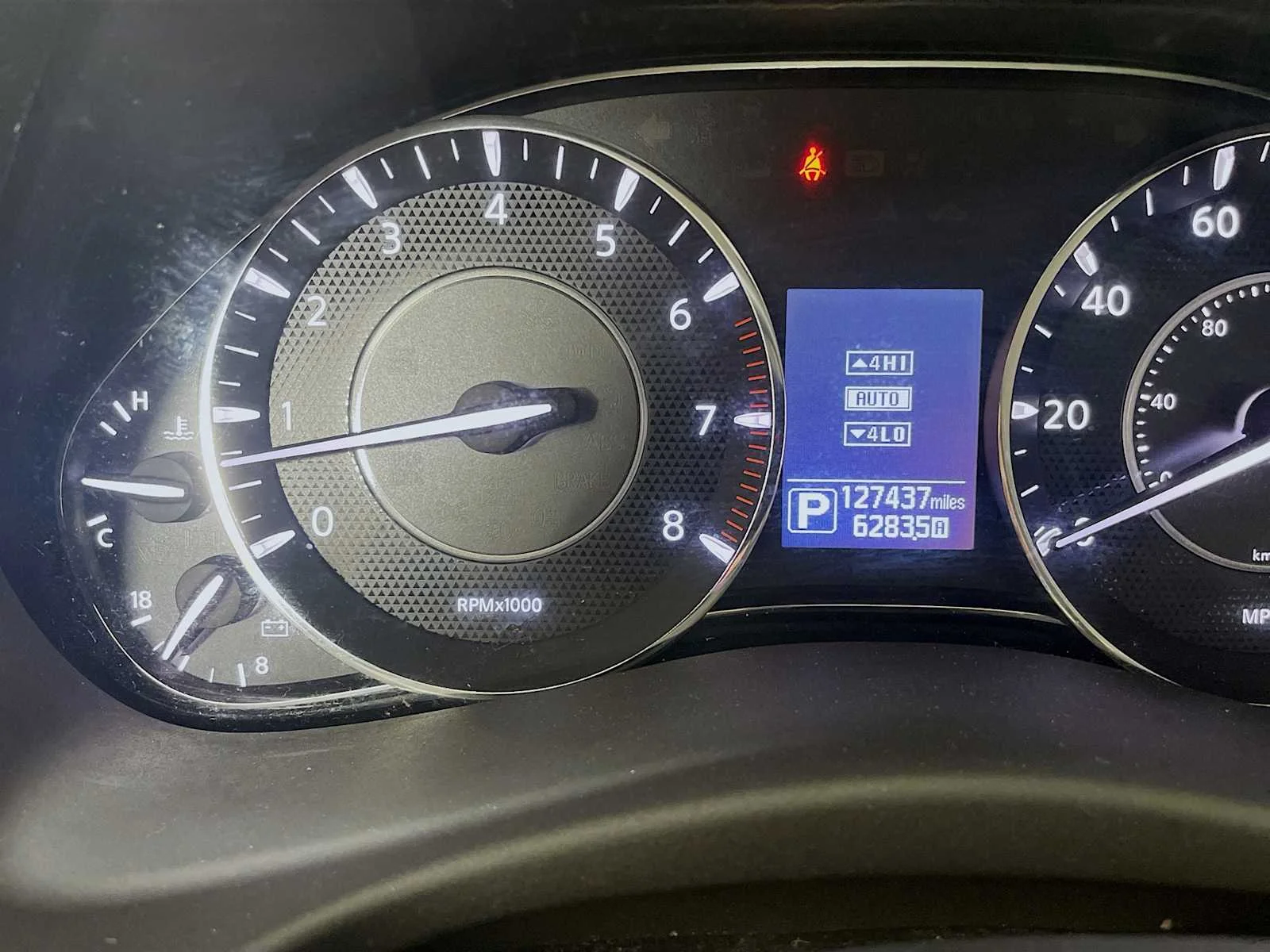 Used 2019 Pearl White Tricoat Nissan SL image 10