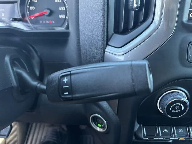 Used 2025 White Chevrolet Custom Trail Boss image 19