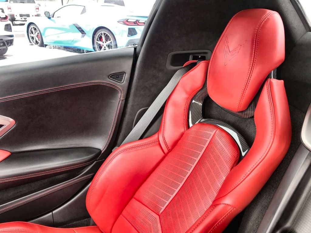 Used 2024 Silver Chevrolet Stingray image 22