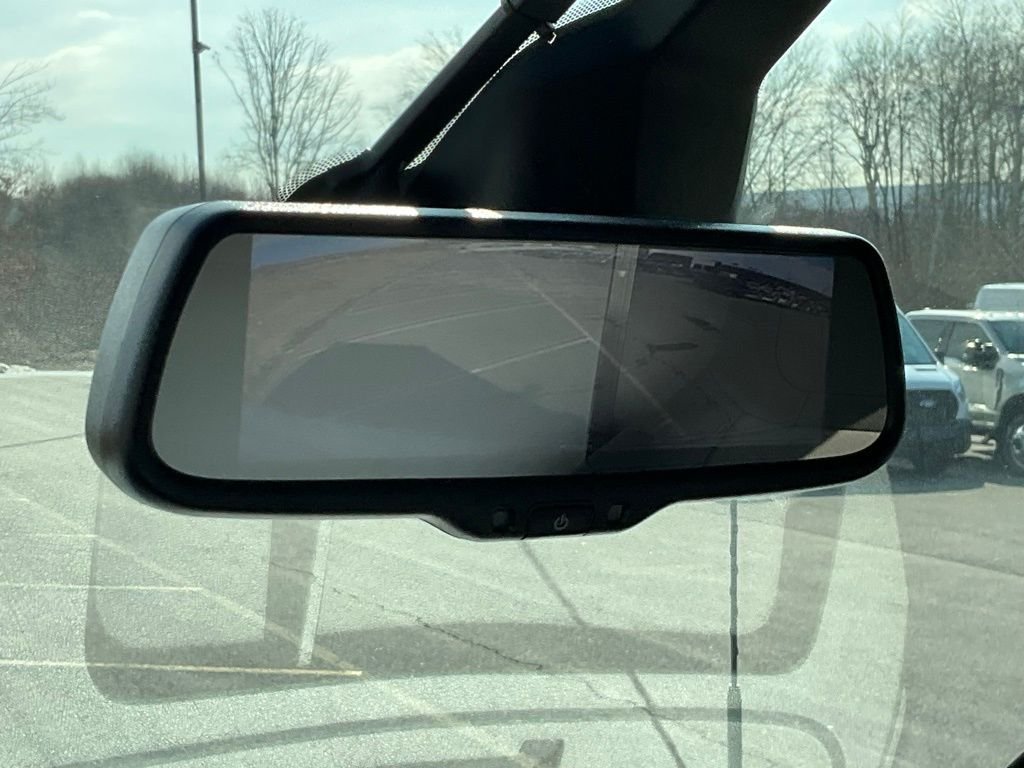 New 2026 Oxford White Ford E-350 SRW image 4