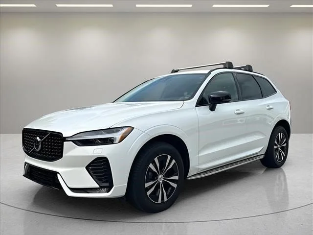 2024 Volvo XC60 Core Dark Theme