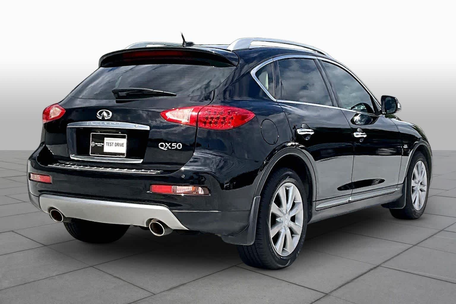 Used 2017 Black Obsidian INFINITI  image 12