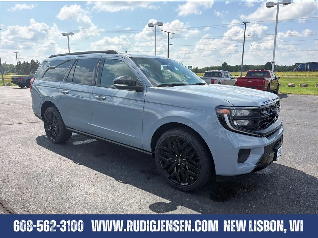 New 2027 Gray Ford Platinum image 7