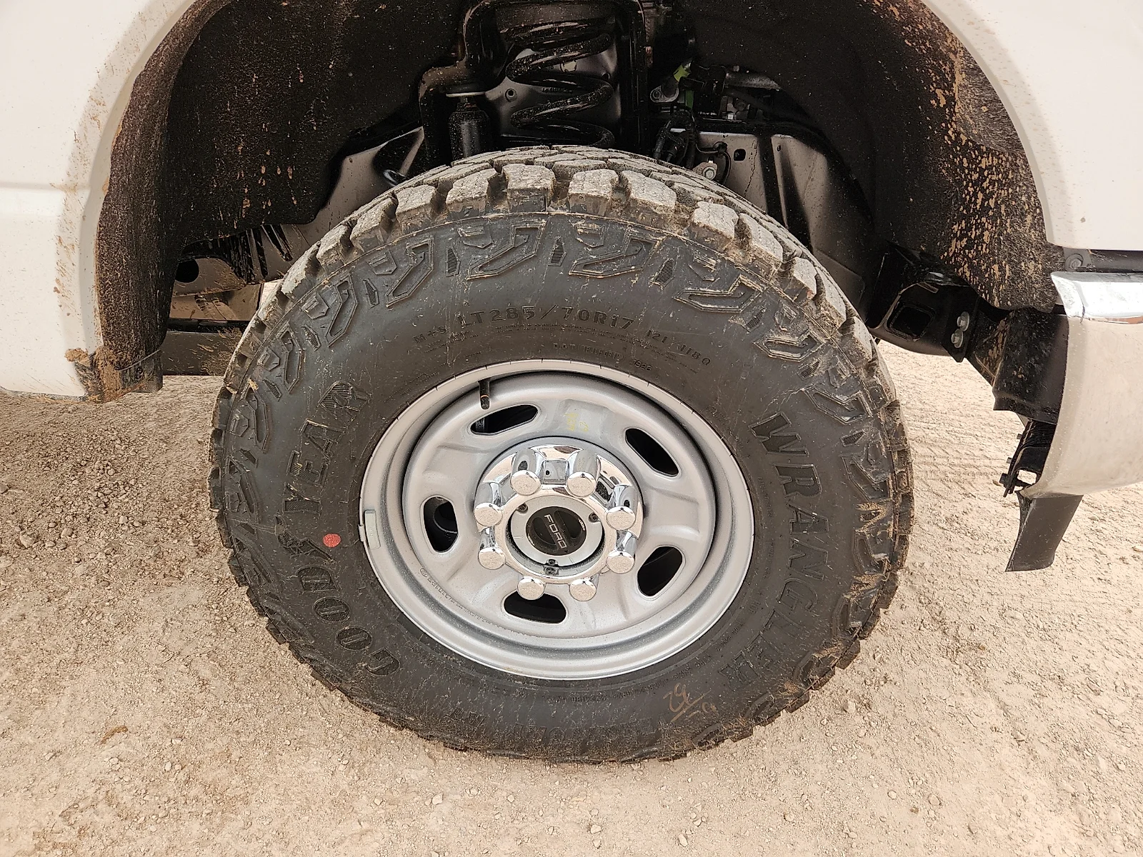 New 2026 Oxford White Ford F-250® XL image 9
