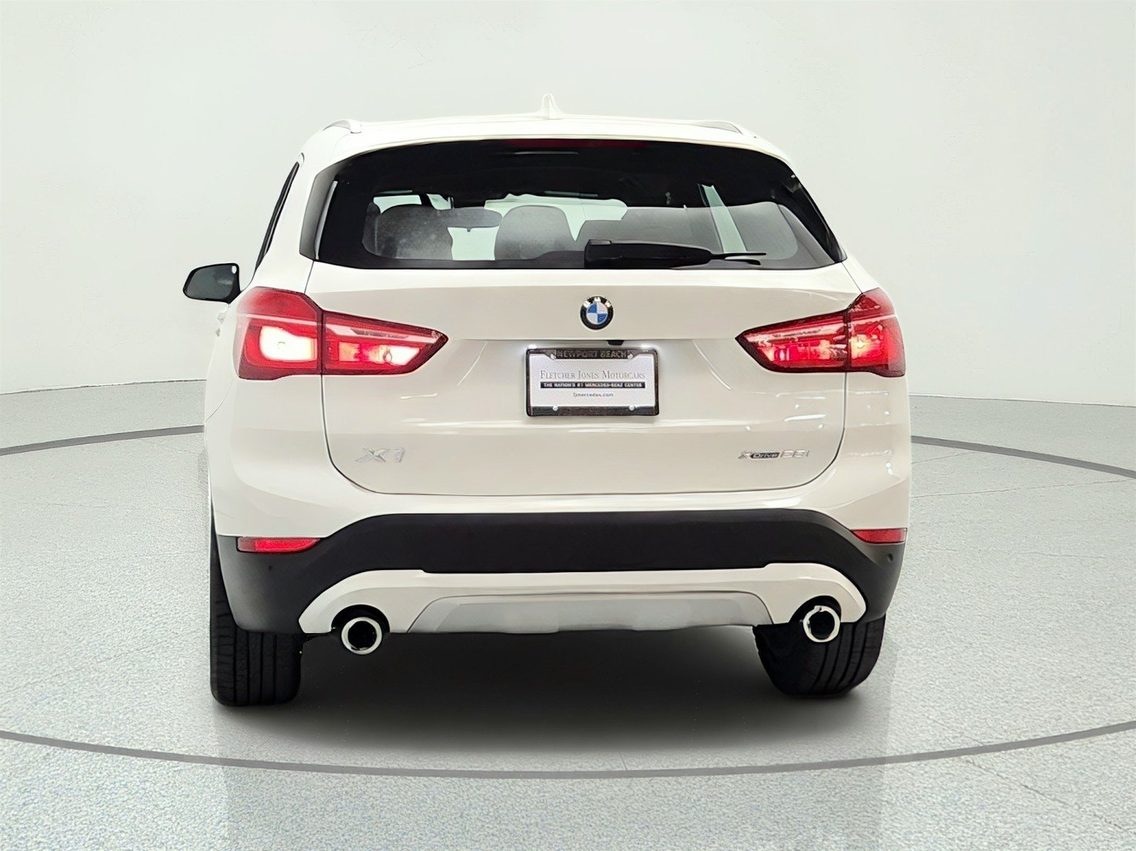Used 2021 Alpine White BMW xDrive28i Sports Activity Vehicle image 6