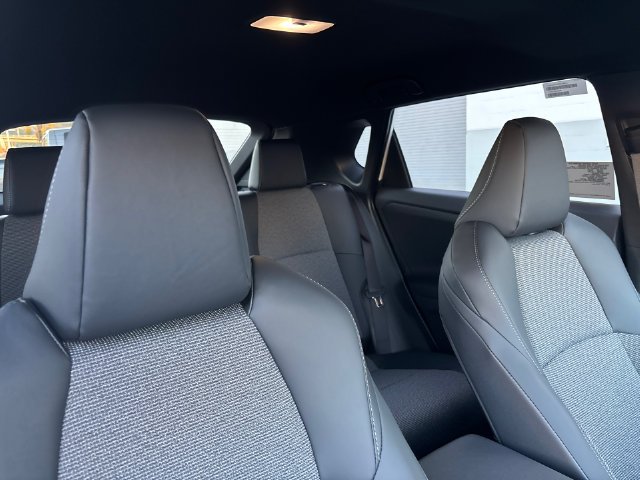 New 2027 Wind Chill Pearl <sup>1</sup> Toyota  XLE image 18