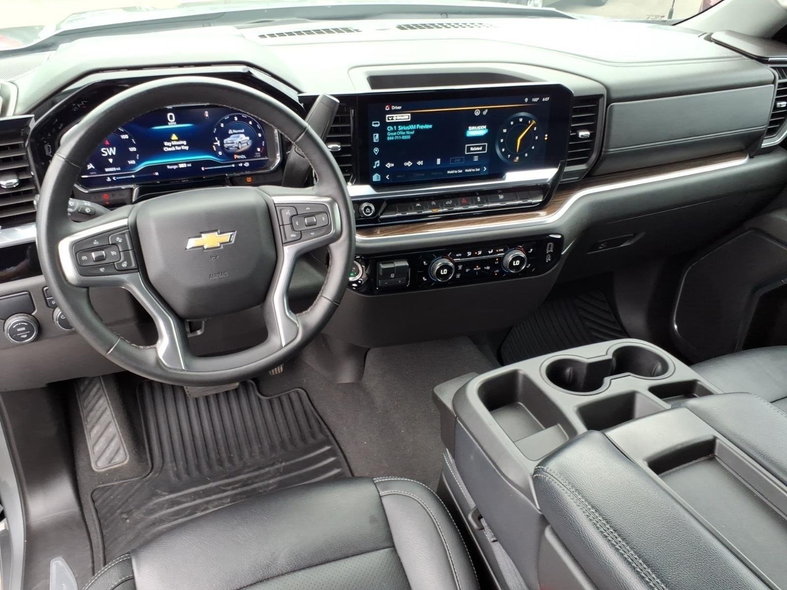 Used 2025 Sterling Gray Metallic Chevrolet LT image 22