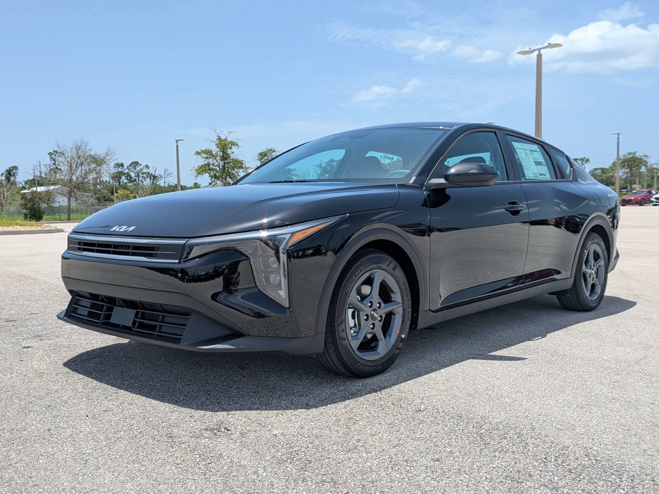New 2026 Aurora Black Pearl Kia LXS image 9