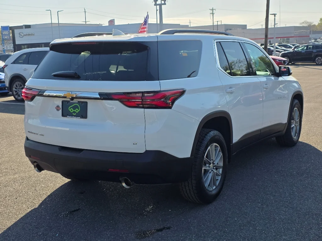 Used 2023 Summit White Chevrolet LT image 16